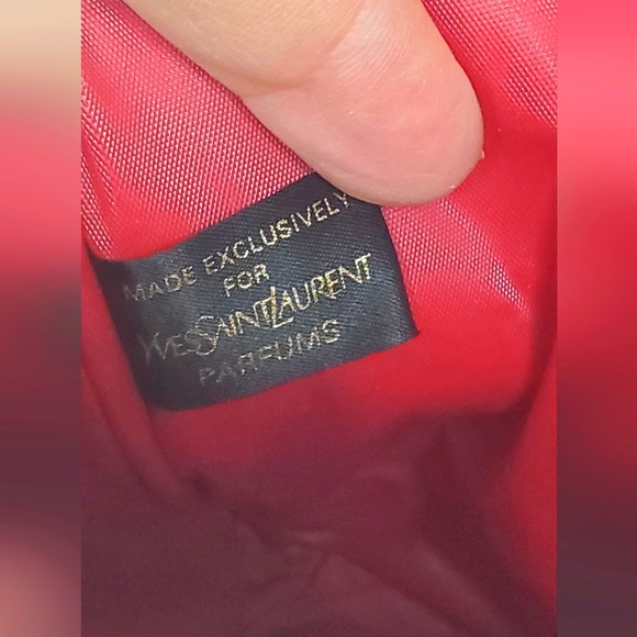 NWOT Yves Saint Laurent- parfume red satin cosmetic pouch-makeup,perfume,jewelry - Picture 3 of 8